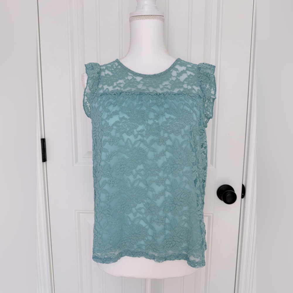 W5 Lace Cap Sleeve Blouse in Light Teal